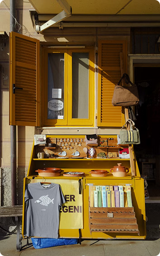 Image gallery marquee